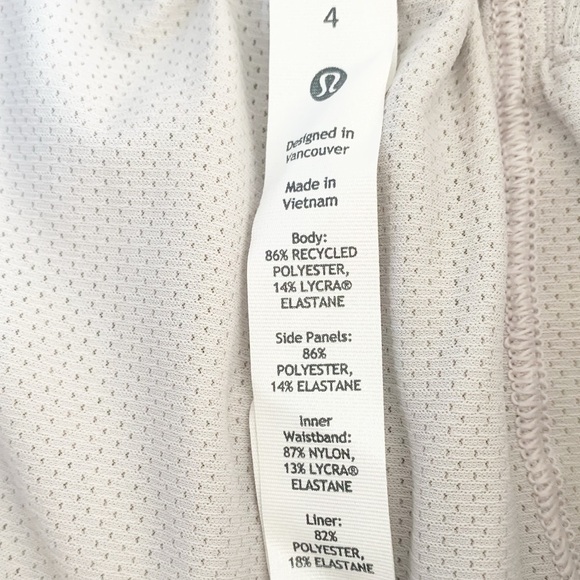 Lululemon Hotty Hot HR Short 4" Special Edition  Size 4 - Picture 7 of 8